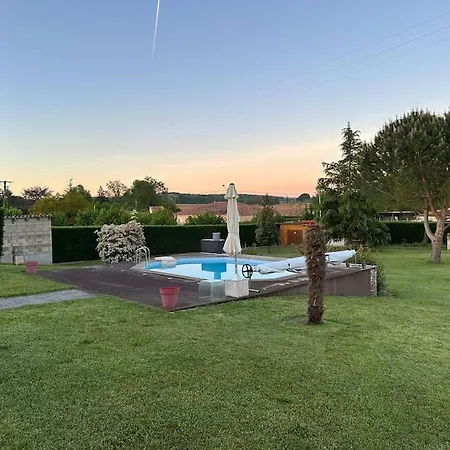 Dependance De 45m2 A Louer * Saint-Vite