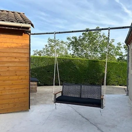 Dependance De 45m2 A Louer Апартаменты