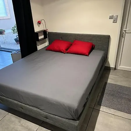 Dependance De 45m2 A Louer Apartment *