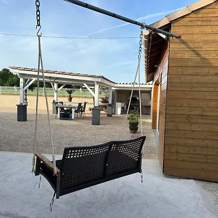 Dependance De 45m2 A Louer * Saint-Vite