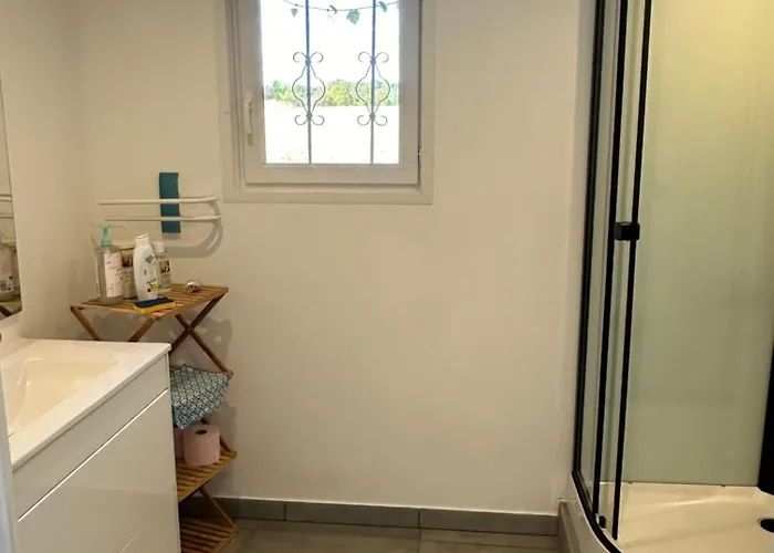 Dependance De 45m2 A Louer *