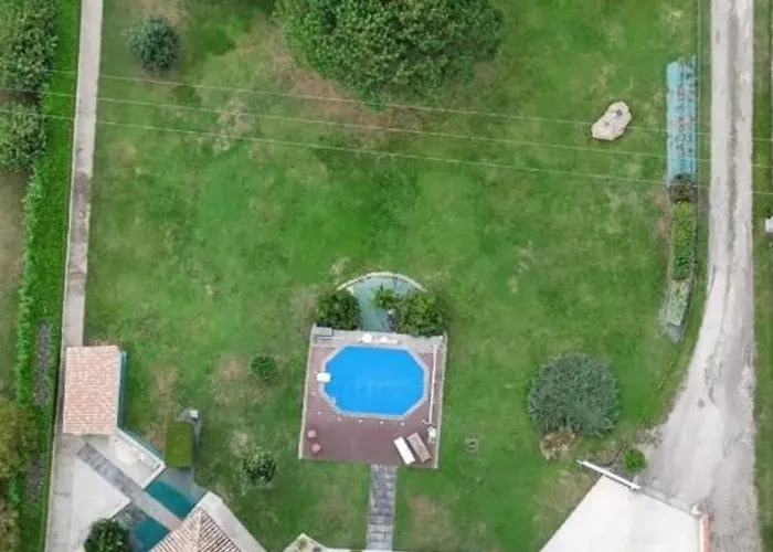 Dependance De 45m2 A Louer